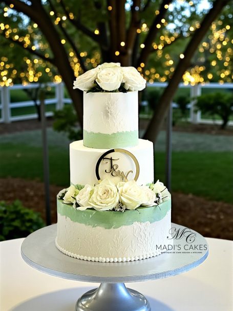 gâteau de mariage élégant, naturelle